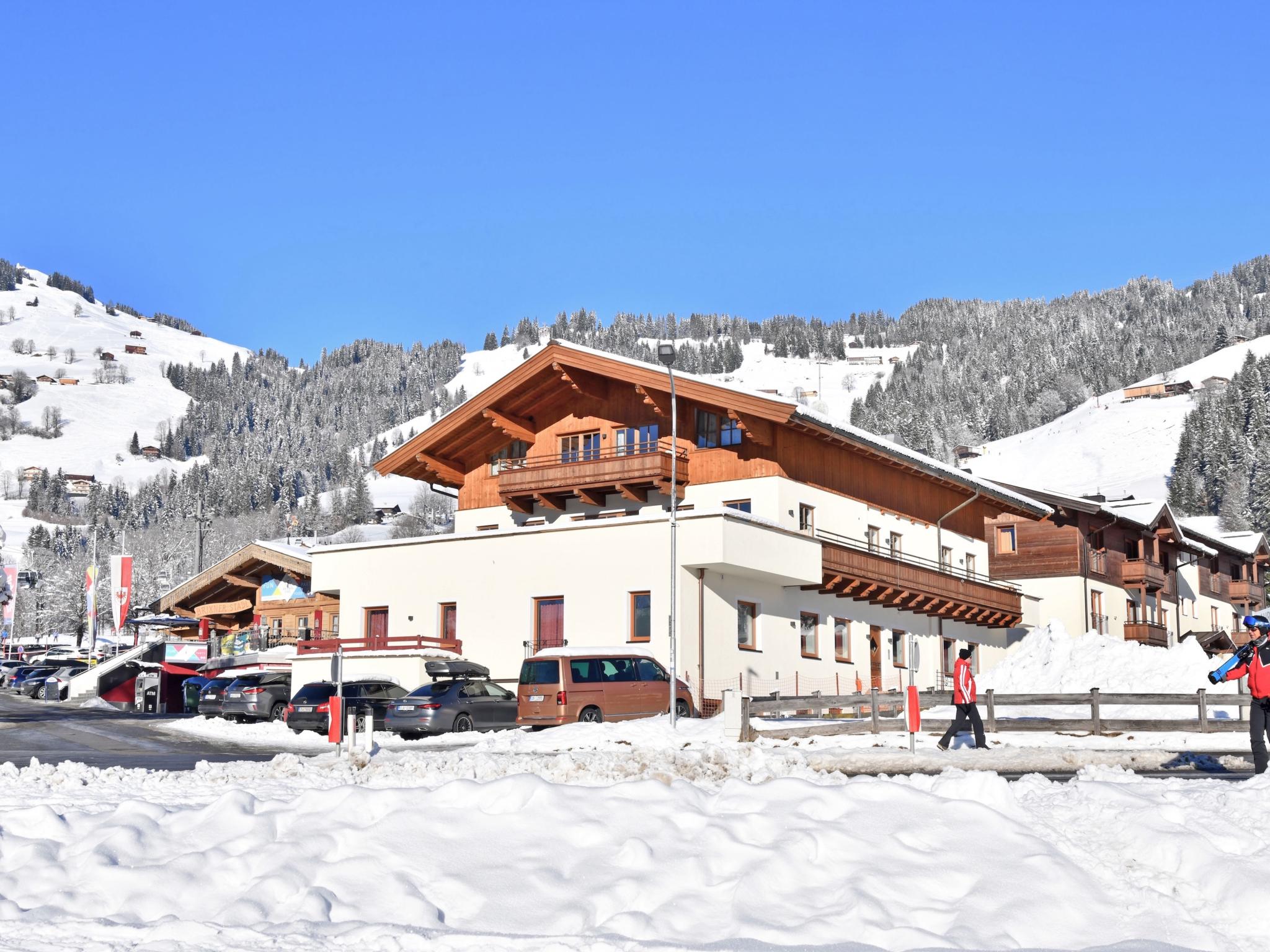 Next to the ski lift A 4