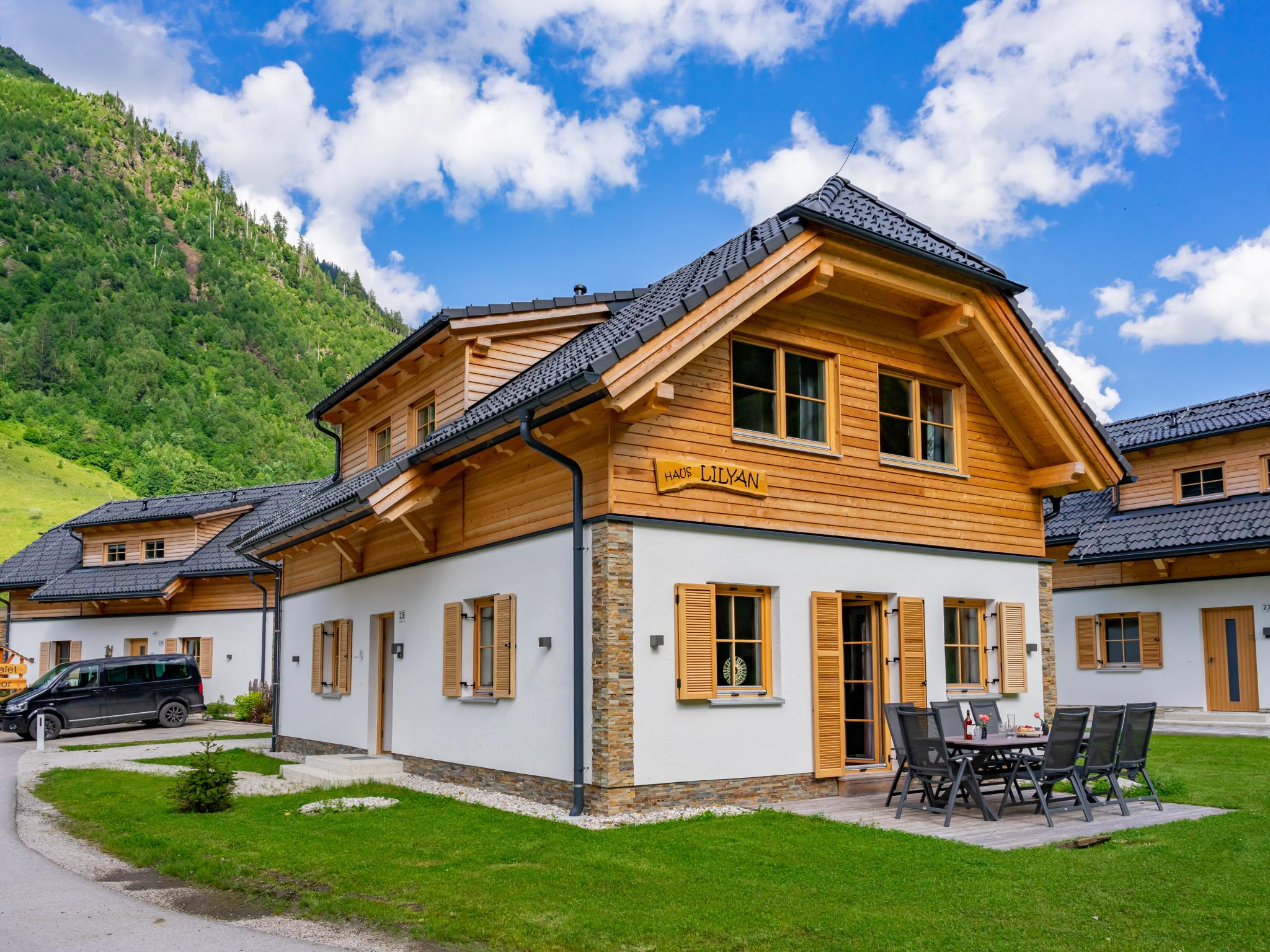Haus Lilyan