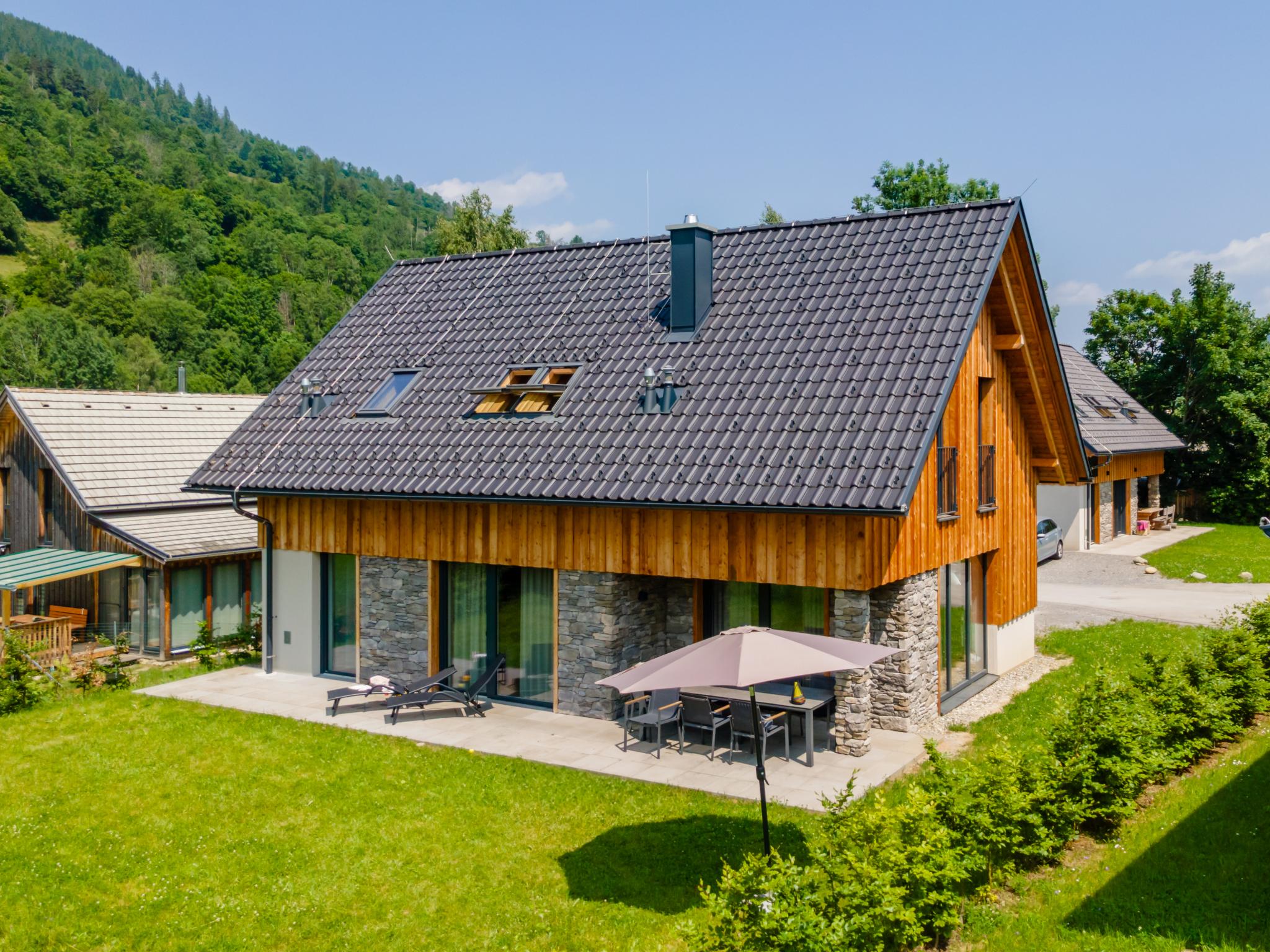 Mountain Chalet Alpinchique